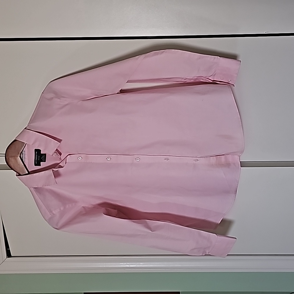 Pink shirt
